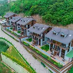 Peerless Otel 3*