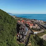 Otel Peerless 3*