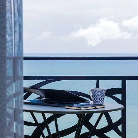 Peerless Hotell