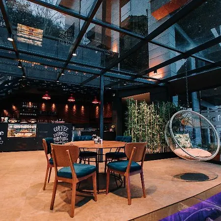 Hotell Peerless 3*