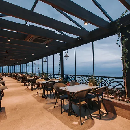 Peerless 3* Trabzon