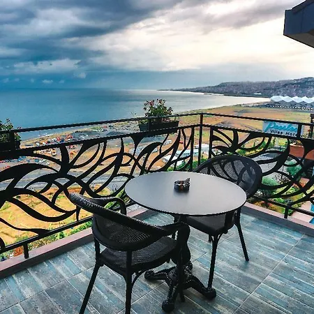 Peerless 3* Τραμπζόν